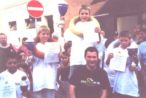 Die Sieger des Paderborner Seifenkistenrennens 2003